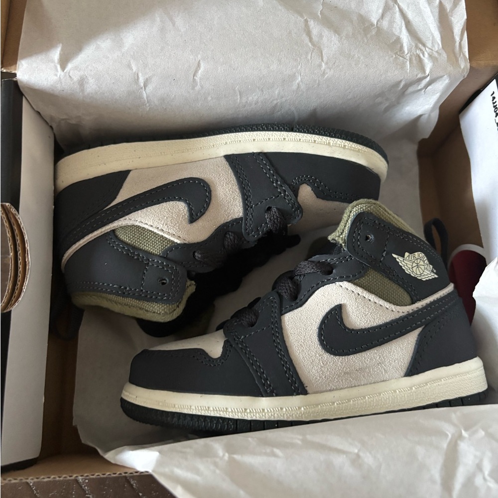 Brand New Kids Nike Jordan